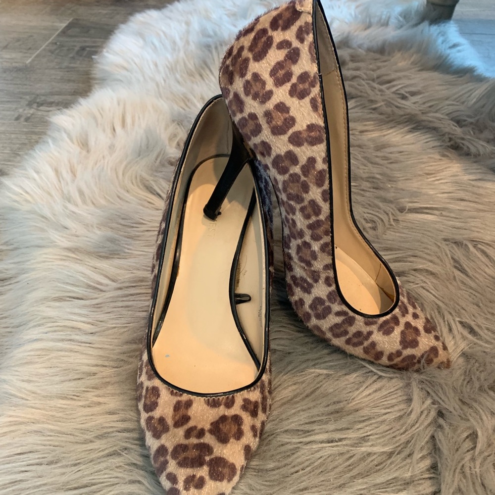 High heels - Picture 2 of 4